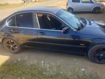 classifieds/cars bmw