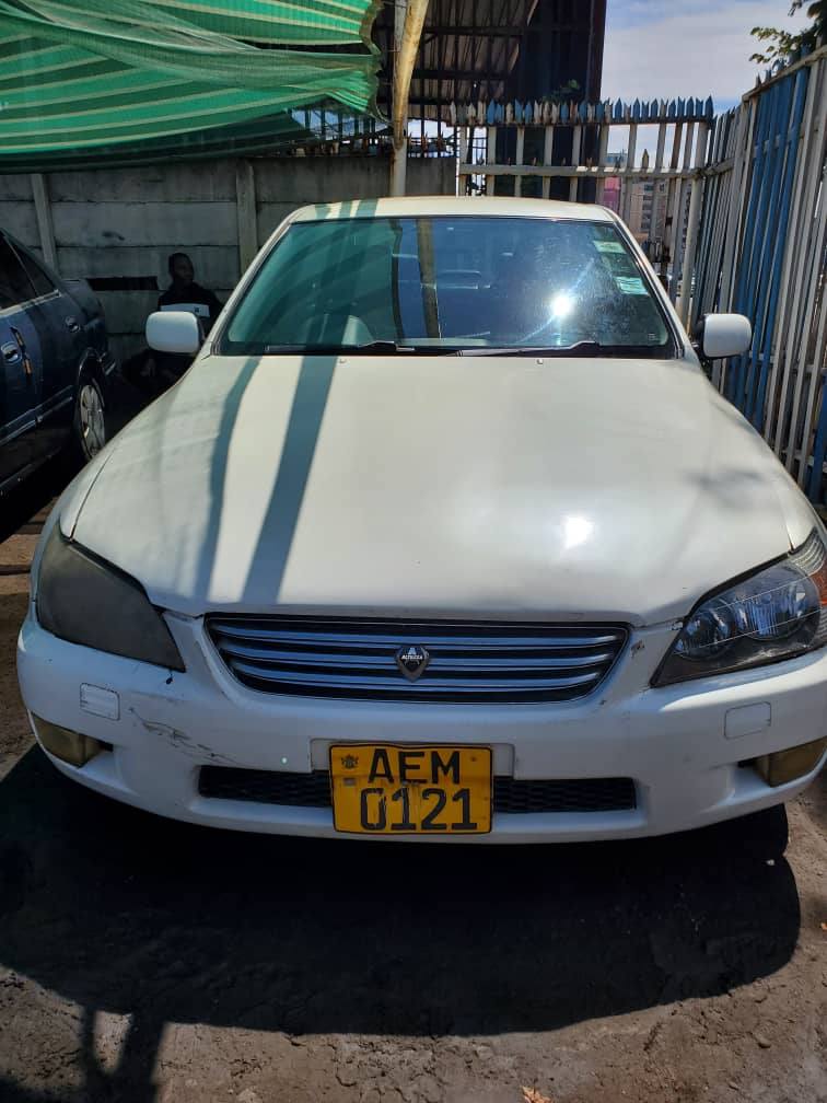 used toyota altezza