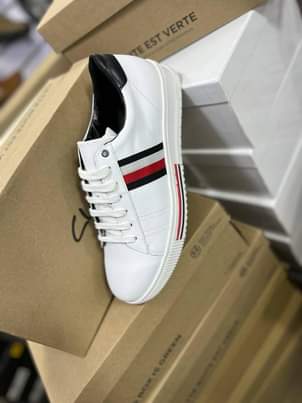 A picture of Sneakers at 180K