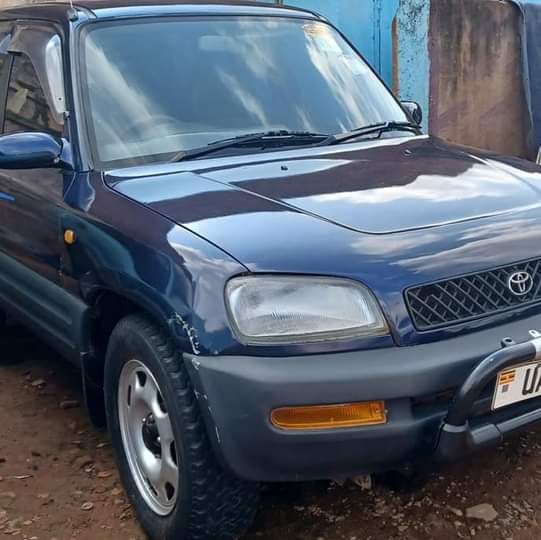 A picture of TOYOTA RAV4 UAP IN PERFECT CONDITION PRICE 14M SLIGHTLY NEGOTIABLE