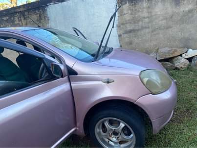A picture of Toyota vitz uav beeyi powa only 10.5m its buy and