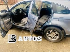 A picture of KB AUTOs Sharp IN and OUT Honda Crv YEAR 2009