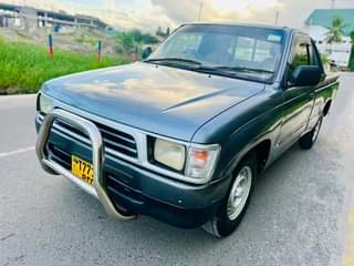 A picture of PICKUP INAUZWA BEI ML 25 PETROL 0712445511