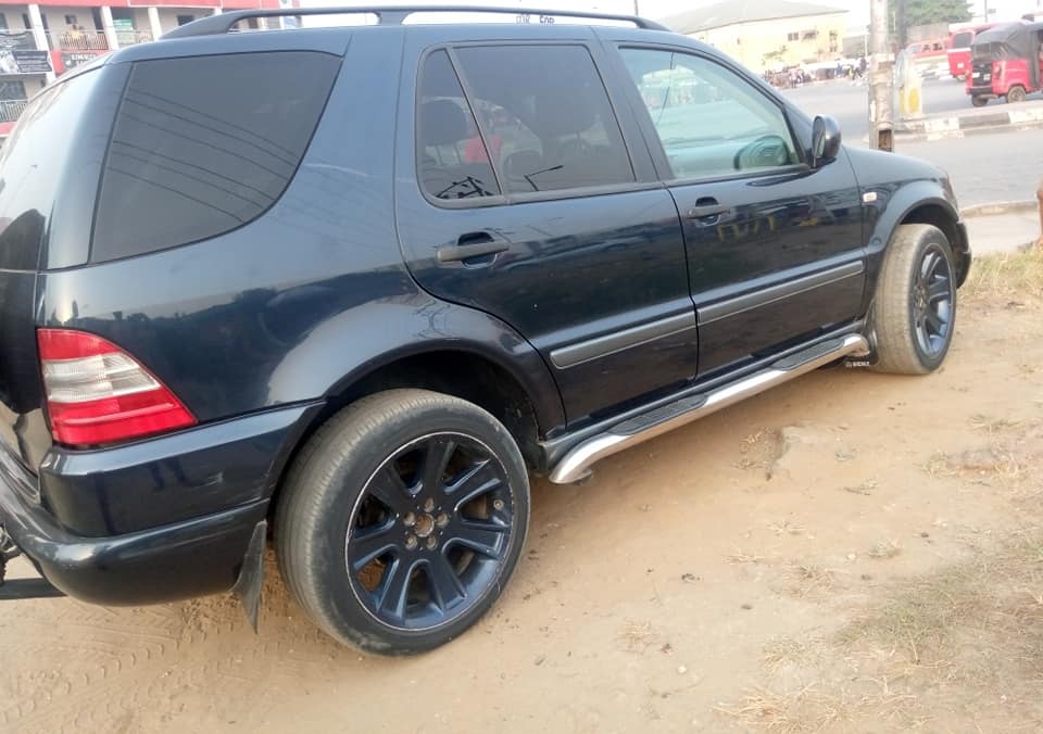 A picture of ML 320