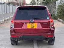A picture of SUBARU FORESTER KALI SANA
