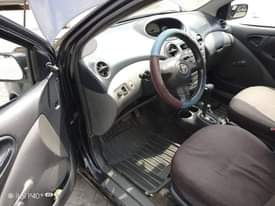 A picture of 2005 Toyota Yaris ECHO Excellent