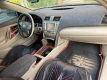 A picture of This is Camry 2010 model xle edition with thumb start