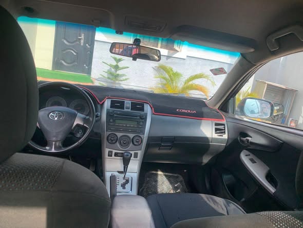 A picture of Corolla 2010