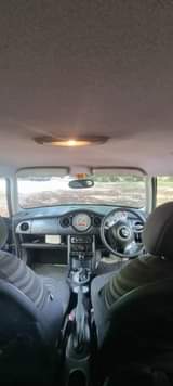 A picture of MINI COOPER