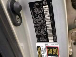 A picture of 2010 Toyota Toyota Camry 5 passanger