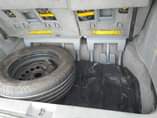 A picture of Toyota sienna 2011