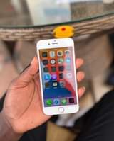 A picture of iPhone 6s 64gb