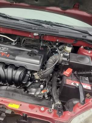 A picture of Toyota Corolla 06 shape engine gearbox ac going 7m