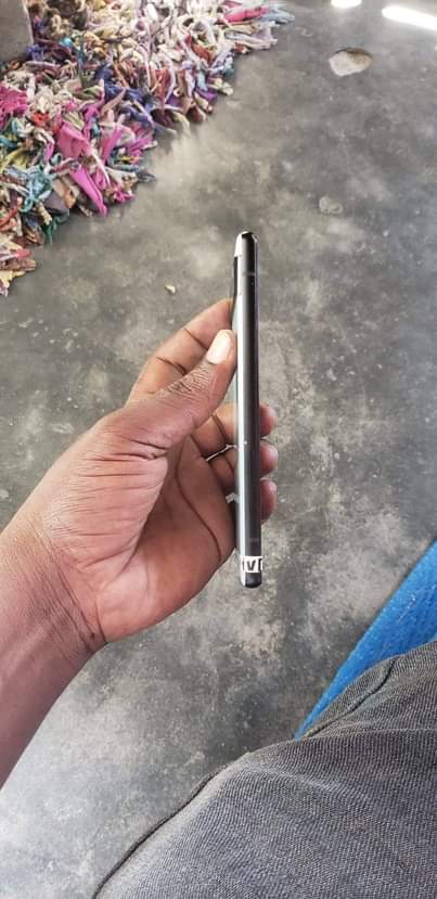 A picture of GOOGLE PIXEL 6 GB 128 RAM 6 GB