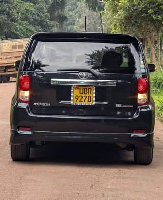 A picture of Toyota Rumion on sell