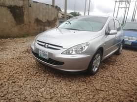 A picture of Normal hand 307 manual drive Price is 2 2m Location