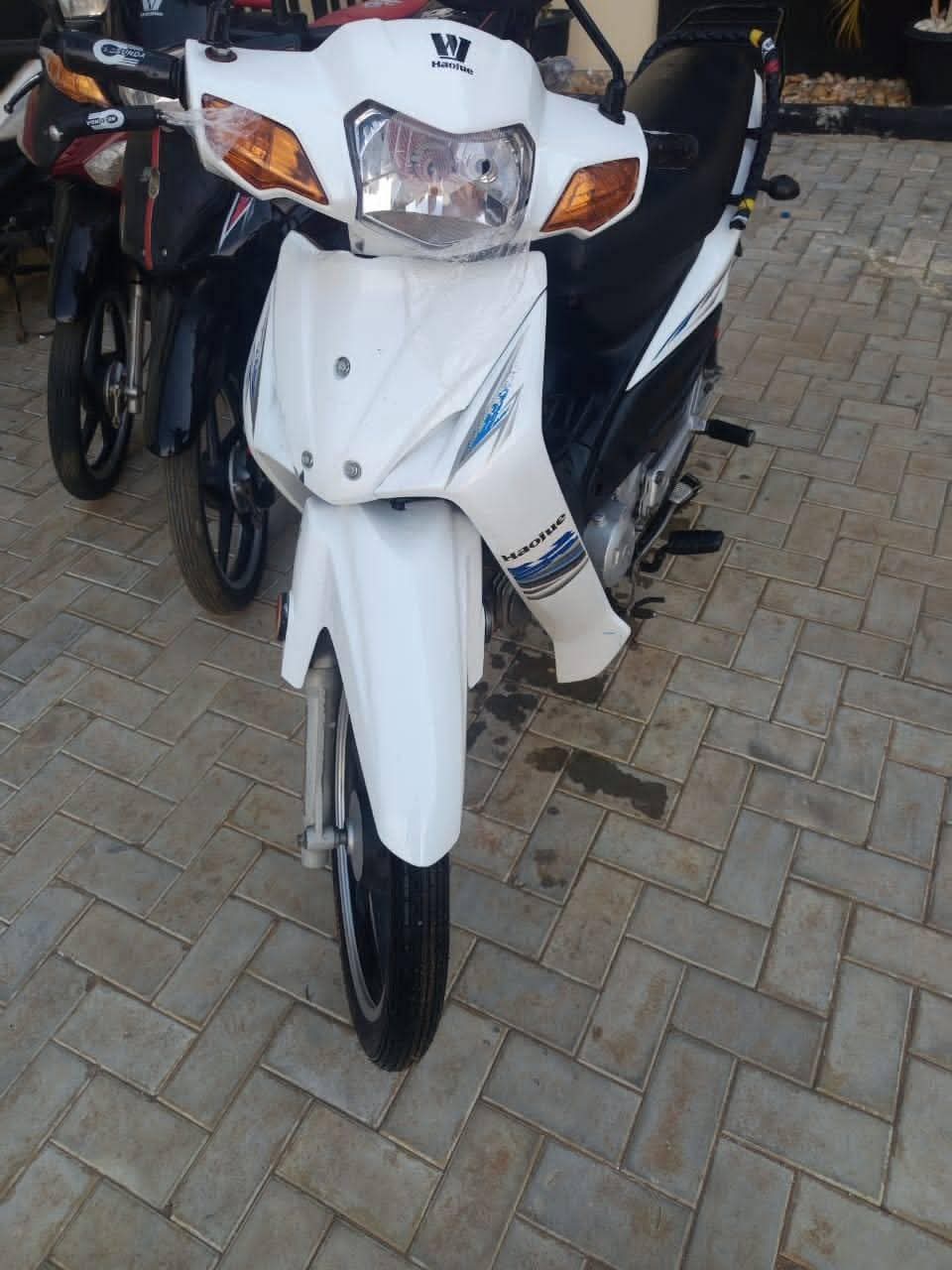A picture of 2023 Haojue ud Amount 830k with sb haojue ud amount