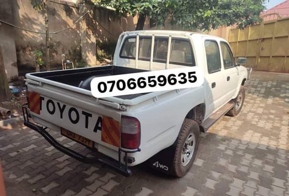 used toyota hilux