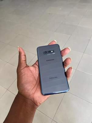 A picture of Mzungu wa roho maphone