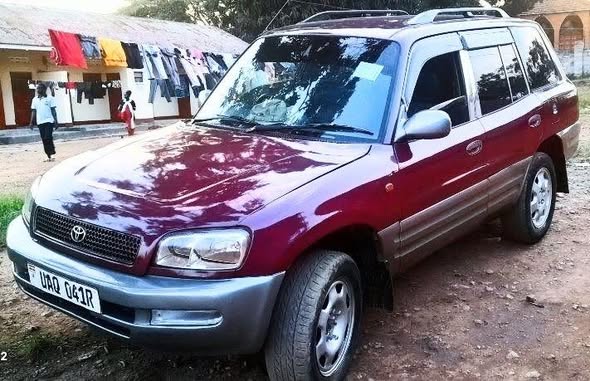 A picture of Perfect toyota rav4 on Quick sale Price 9 7m call