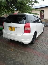 A picture of TOYOTA WISH