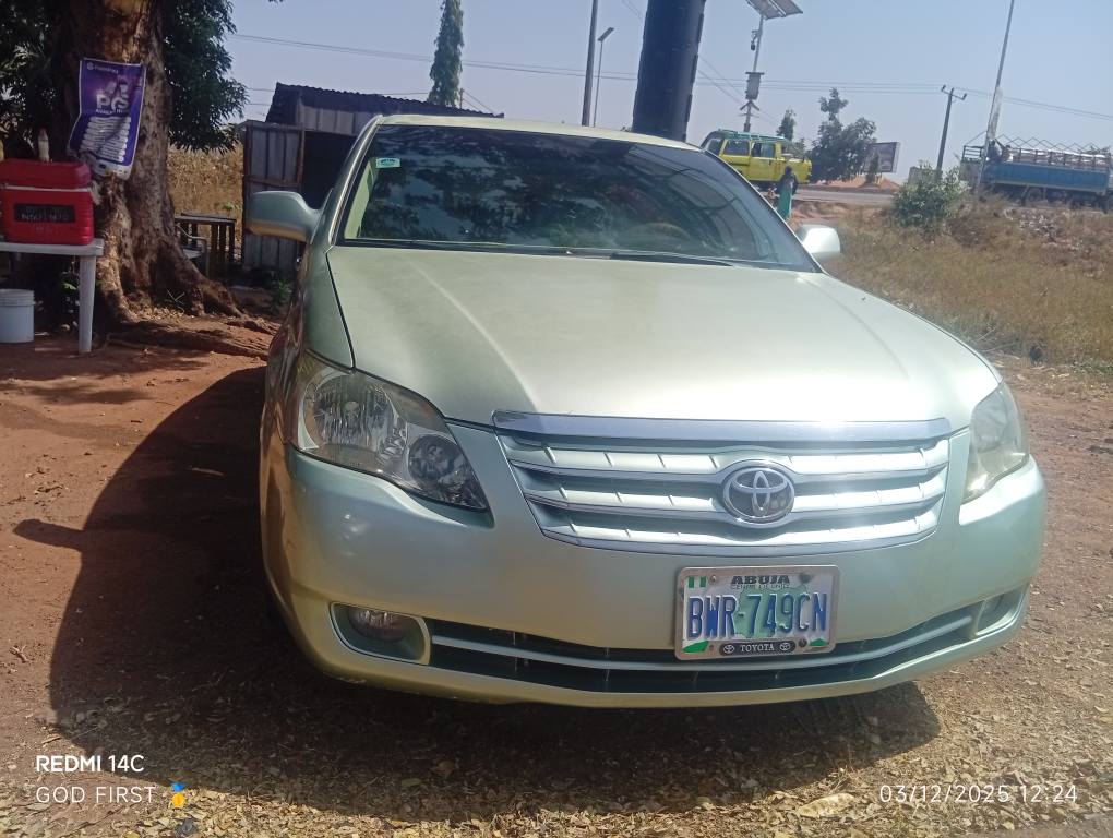 A picture of Toyota Avalon