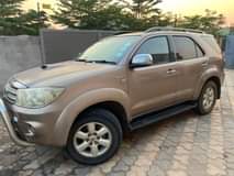 used toyota fortuner