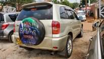 A picture of TOYOTA RAV4 2003 23M
