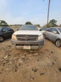 A picture of Toyota hilux 2008