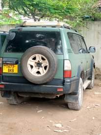 A picture of TOYOTA PRADO Year 2001 Colour Green Engine 3Rz Mileage Million