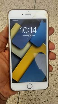 A picture of Iphone 6s Plus