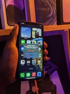 A picture of Iphone 11 pro max