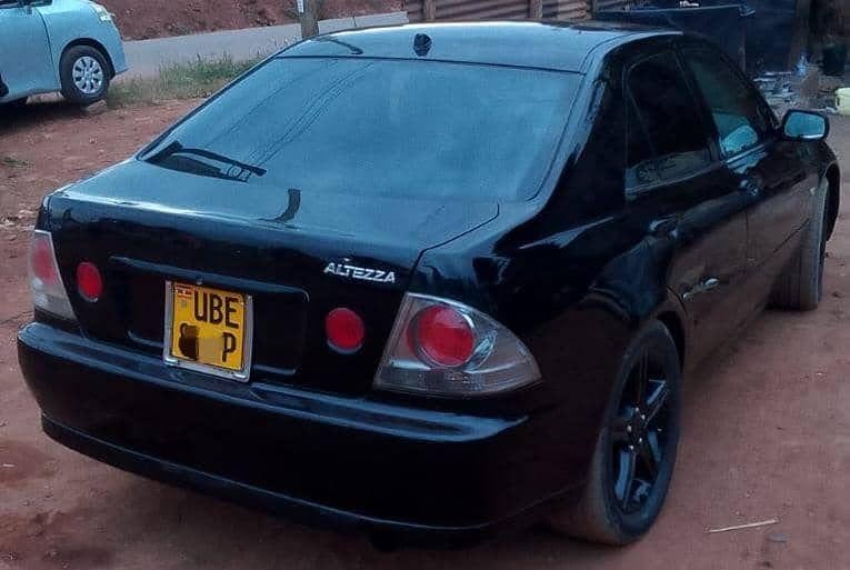 used toyota altezza