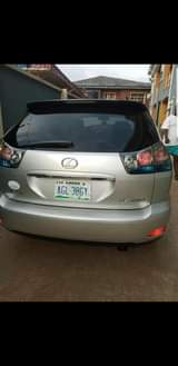A picture of Lexus RX300 2005
