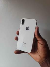 A picture of IPhone X
