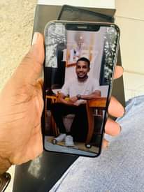 A picture of IPHONE XS MAX