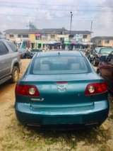 A picture of Mazda 3 2004