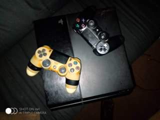 A picture of PS4