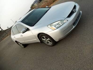 A picture of Extremely super sharp Honda EOD 05 Model FLASH ON FIRST