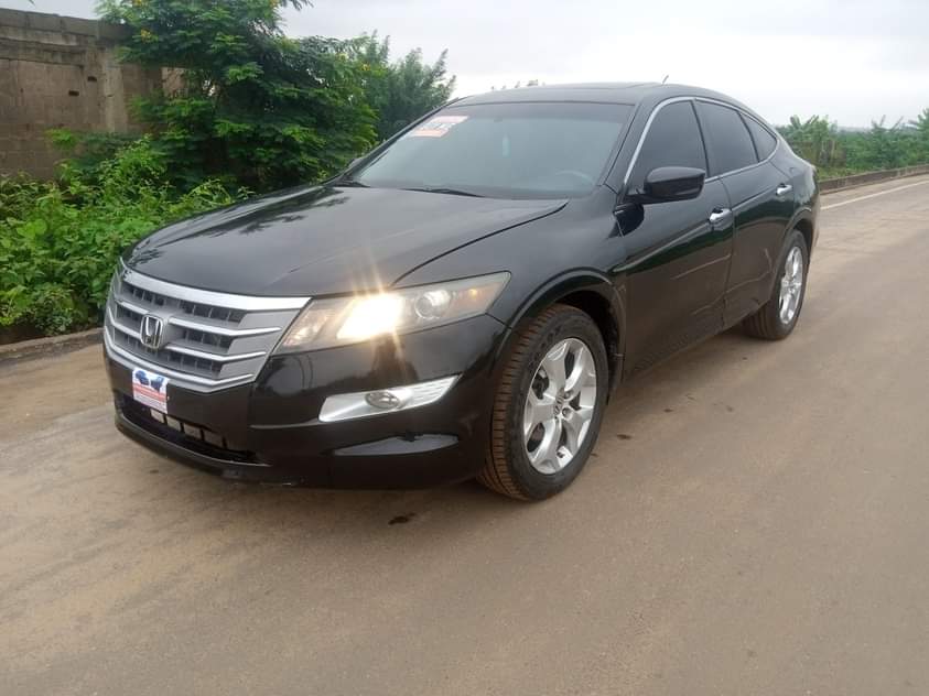 A picture of HONDA ACCORD CROSSTOUR