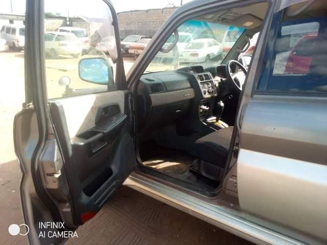 used mitsubishi pajero