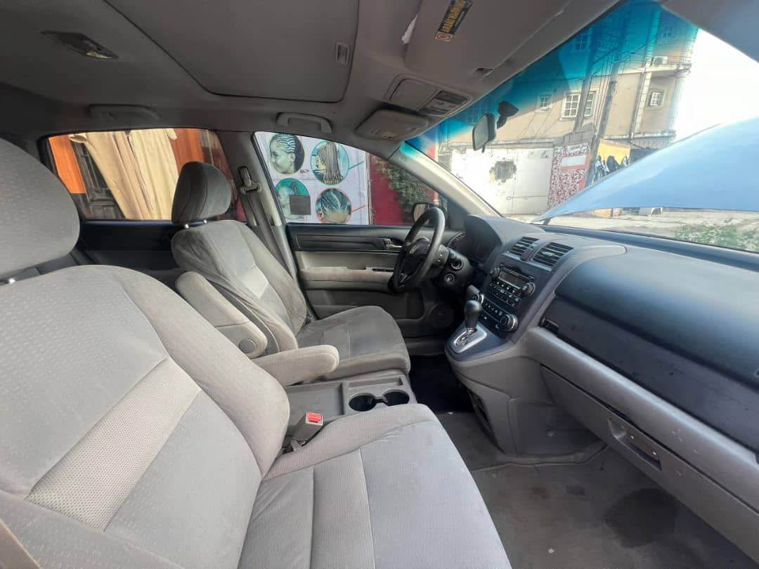A picture of Honda Crv 08
