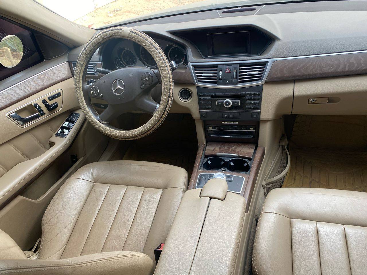 A picture of Distress E350 2010 sharp but gearbox needs attention 4 8m