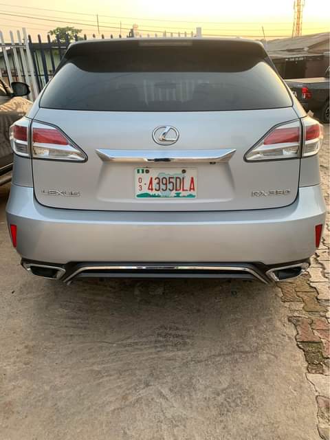 A picture of RX350