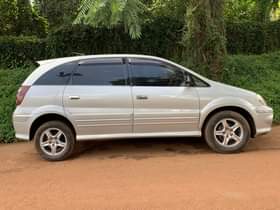 A picture of Toyota Nadia Model 2000 Engine 2 0cc Price 16M 0709788048