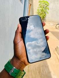 A picture of iPhone 7 Plus 128Gb at 280k