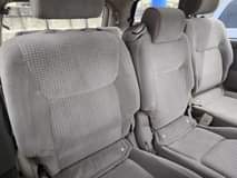 A picture of Toyota sienna 2006 model registered perfect engine and gear with