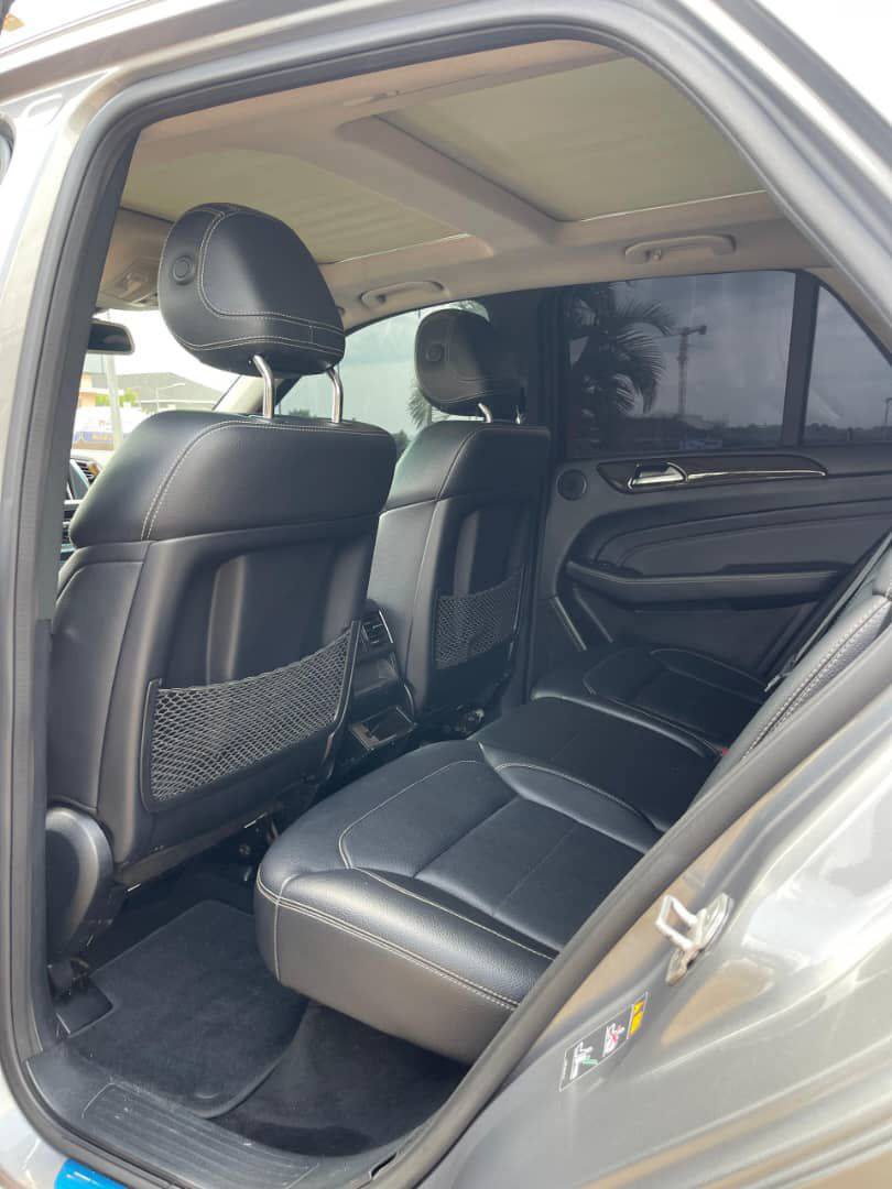 A picture of Mercedes Benz ML350