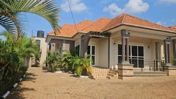 plots gayaza