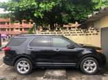 A picture of 2013 ford explorer
